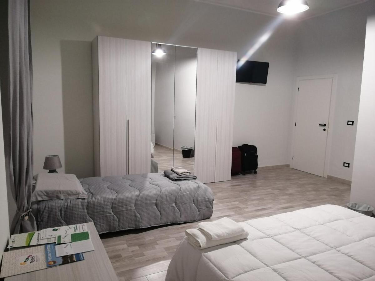 Scacco Matto Holiday House Taranto Dış mekan fotoğraf