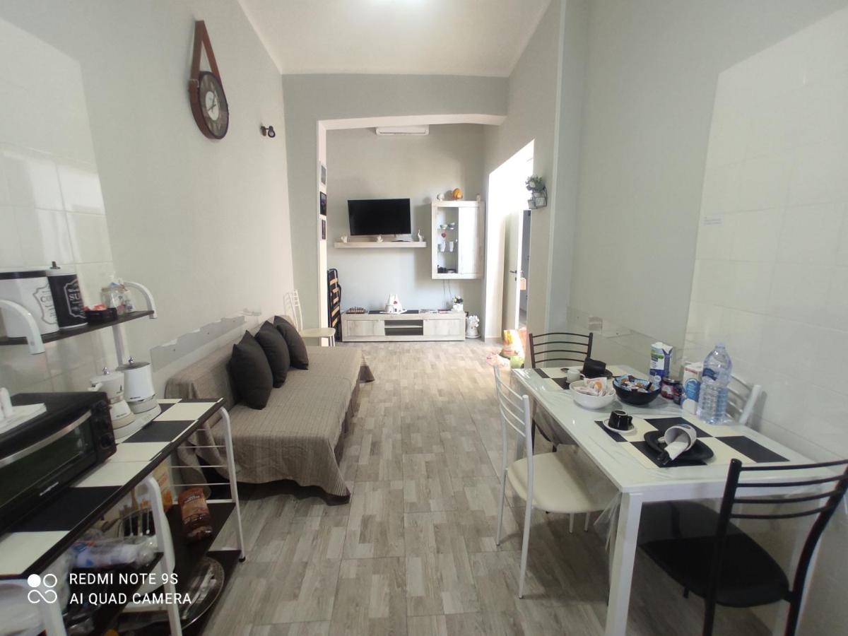 Scacco Matto Holiday House Taranto Dış mekan fotoğraf
